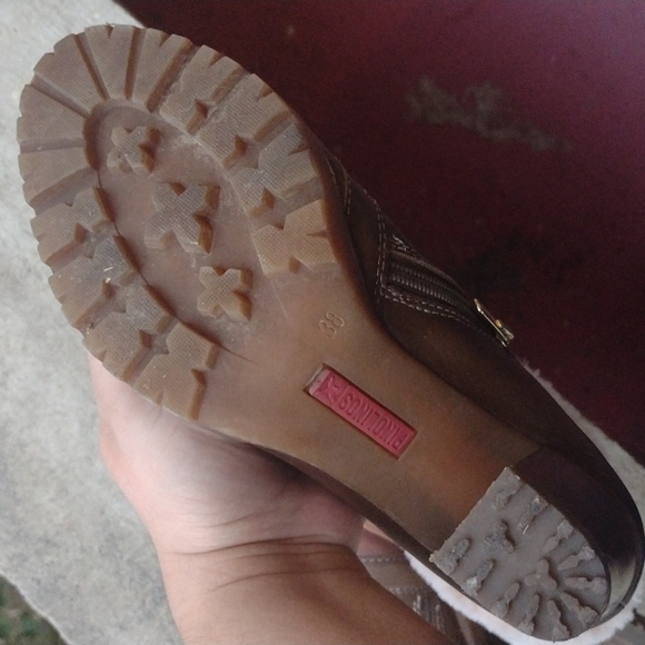 Pikolinos Connelly - Picture 5 of 9